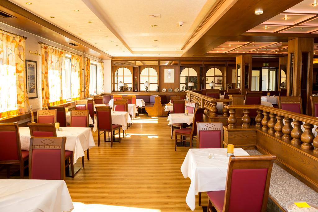Wohlfuehlhotel Der Jaegerhof Willebadessen Εξωτερικό φωτογραφία