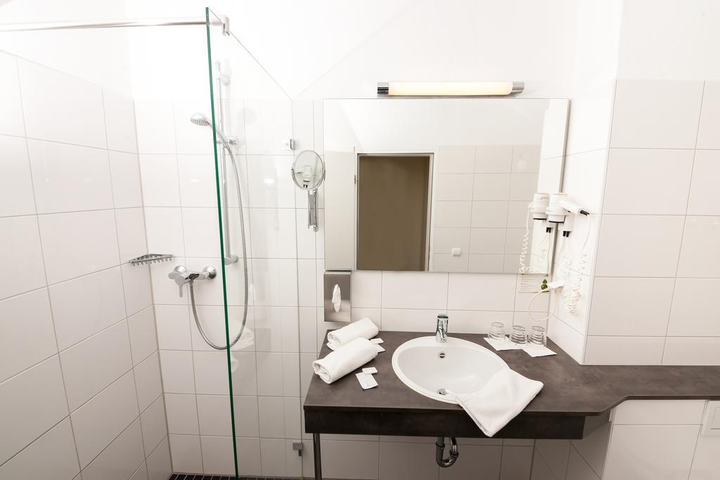 Wohlfuehlhotel Der Jaegerhof Willebadessen Εξωτερικό φωτογραφία